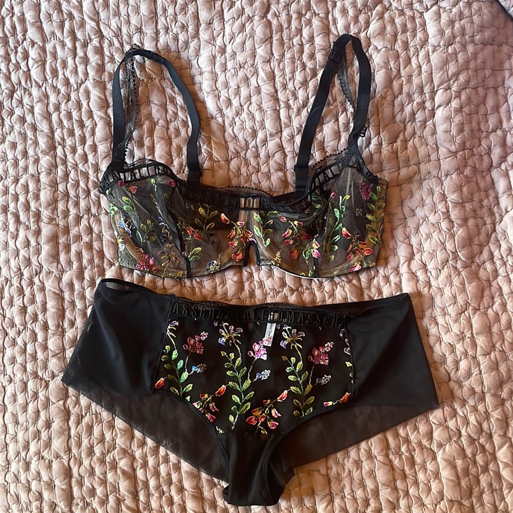 Chantal Thomas set